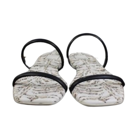 Dolce Vita Shoes - Dolce Vita little white & black sandal flats. NEW, never worn